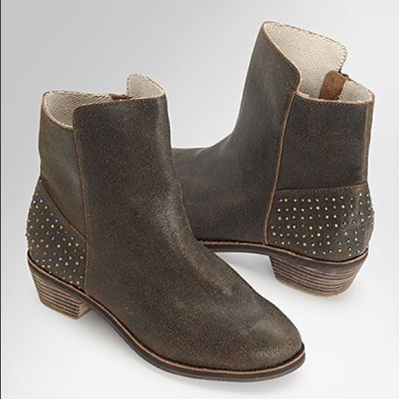 Smoking Metal Studding Distressed Leather Booties - Picture 5 of 6